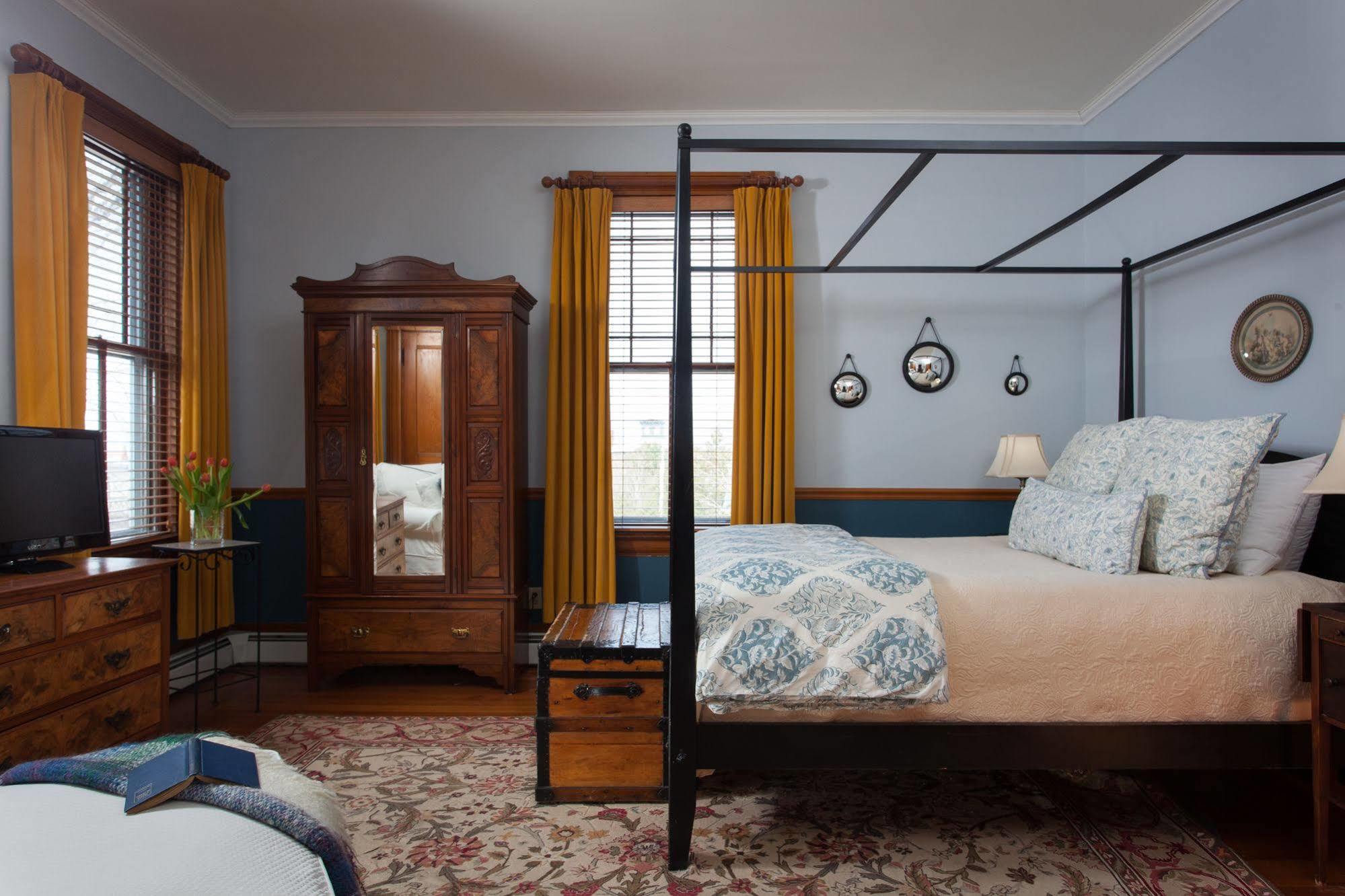 Lang House On Main Street Bed & Breakfast Burlington Dış mekan fotoğraf